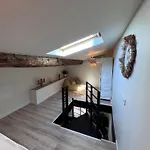 Apartmán Romantique Avec Balneo En Plein Centre De Nîmes