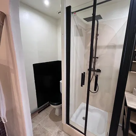 Apartment Detente Avec Balneo A Nimes