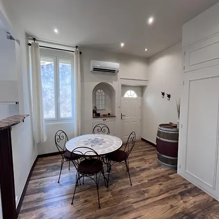 Apartment Detente Avec Balneo A Nimes