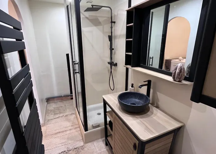 Romantique Avec Balneo En Plein Centre De شقة *