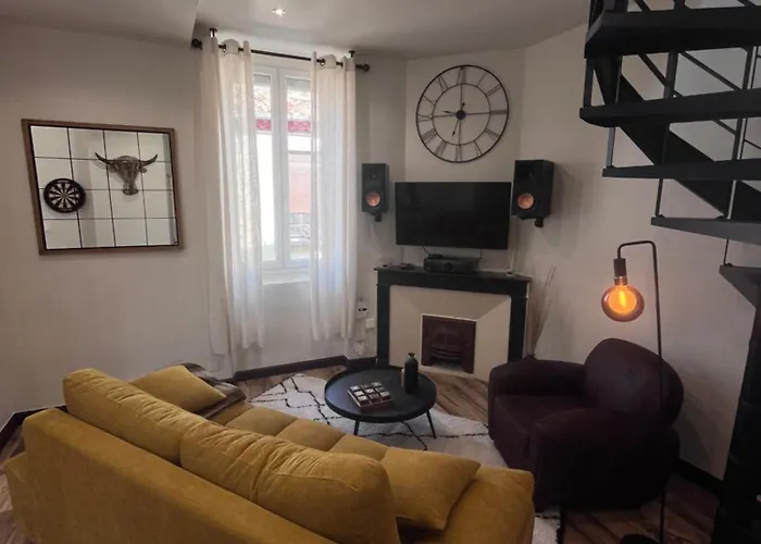 Romantique Avec Balneo En Plein Centre De * نيم